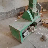 یک دستگاه آسیاب ایرانی باتیغه 30 سان وبا دینام 5.5