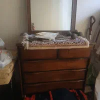 دراور و اینه چوبی