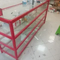 ویترین مغازه ۲متری