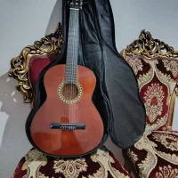 گیتار یاماها،کتاب آموزشی آکسفورد،و کیف نگهدارنده،|گیتار، بیس، امپلیفایر|پیشوا, |دیوار