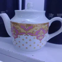 قوری طرح دار