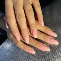 کاشت ناخن ۵۰۰