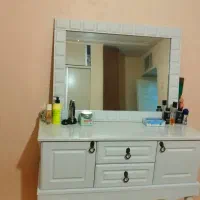 آینه و کنسول