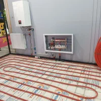 به نیروی برقکار و تاسیسات کار ساختمان  نیازمندیم