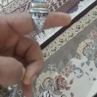 عنگشتر عقیق با ۶عدد یاقوط