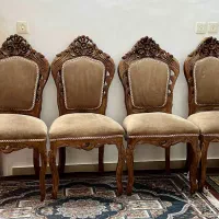 صندلی چوبی