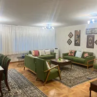 فروش ۳ خوابه بالای ورزشگاه