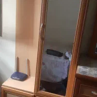 کمد جالباسی و دراور ۵کشو با قاب آینه