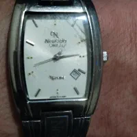 ساعت سوئیسی اصل بدون مشکل و خط و خش