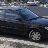 مزدا ۳۲۳ مشکی