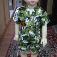 عروسک بچه گانه
