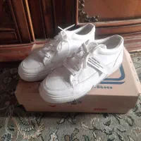 کتونی نو سایز ۳۷|کیف، کفش، کمربند|ساوه, |دیوار