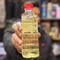 نفت نیم لیتری سوپر مارکتی