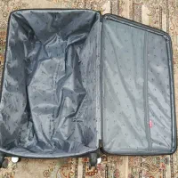 چمدان بزرگ|کیف، کفش، کمربند|ری, ولی آباد|دیوار