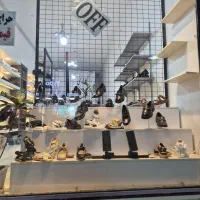 دکور مغازه ام دی اف همراه با نور پردازی