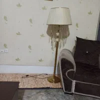 اباژورایستاده