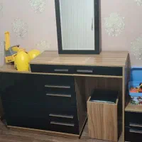 دراور|تخت و سرویس خواب|نیشابور, هفده شهریور|دیوار