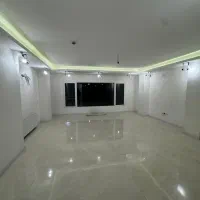 آپارتمان-137-متری-در-کارگر-زوج