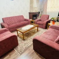 دو سرویس مبل 7 نفره با میز عسلی و میز وسط