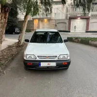 پراید مدل ۸۱ بی رنگ