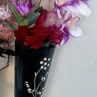 گل همراه با گلدون قیمت مناسب|گل مصنوعی|شهرکرد, |دیوار