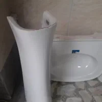 روشویی و۲تا نیم پایه|لوازم سرویس بهداشتی|رشت, معلم|دیوار