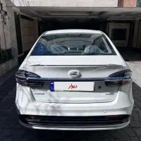 ایگل مدل ۱۴۰۴