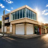 فروش مغازه دو نبش ۶۱ متر (بعلت مهاجرت)
