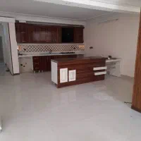 دانشجو  80متری ، طبقه اول  بهترین لوکیشن  فقط زوج