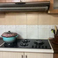 نگهبان. خانه دار.