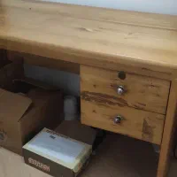 میز تحریر سالم