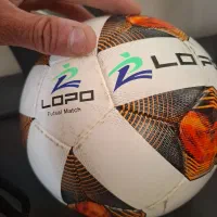 توپ فوتسال سالنی سایز ۴ فروشی قیمت ۲۵۵۰