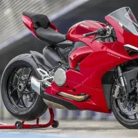 ماکت موتور مدل دوکاتی/دکورت خالیه/موتور سنگین|اسباببازی|اهواز, گلستان|دیوار