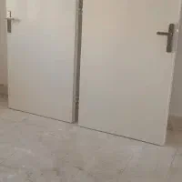 درب چوبی اتاق