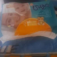 پوشک بچه زیر قیمت سایز۴