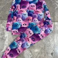 گپ و بارونی|لباس|اشتهارد, |دیوار