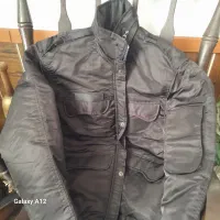 کاپشن پلیسی، خلبانی، اصل با ضمانت