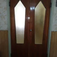 درب چوبی دو لنگه با لولا فنری