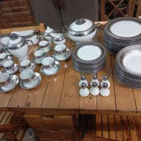 چینی ۱۲نفره ژاپن گل برجسته کمیاب
