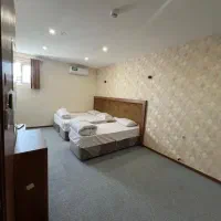 سوییت تمیز نزدیک حرم با صبحانه ناهار شام هتل