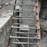 جوشکاری و کاشی کار بنا پلاستردیوار چینی سنگ کاری