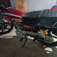 هندا ۲۰۰ مدل۴۰۱بسیار تمیز