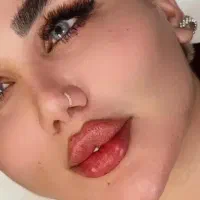 اف خدمات زیبایی،ژل لب صورت،فول فیس،چالگونه،پیرسینگ