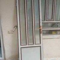 درب آلومینیومی کاملا سالم