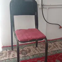 صندلی فلزی