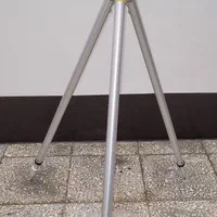 سه پایه پنسی