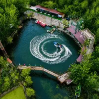 دبی با مهندسی معکوس در ایران