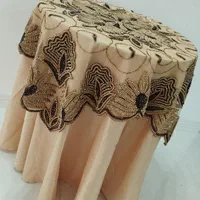 میز خاطره و رومیزی کارشده