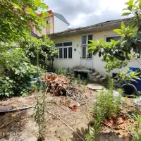 واحد ویلایی قدیمی ۱۸۰متری در رشت