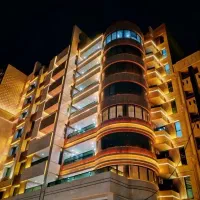 پنت هاوس ۲۵۰ متر ۴خواب / ابرسازه مارکدار/ لندسکیپ